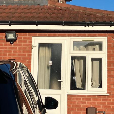 Dream Private Ensuite Apartment In Solihull Close To Birmingham Airport-City Centre And Nec Экстерьер фото